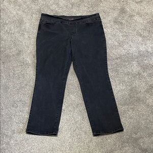 Gloria Vanderbilt black stretch jeans